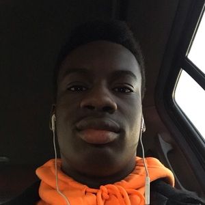 Meet your Posher, Tosan